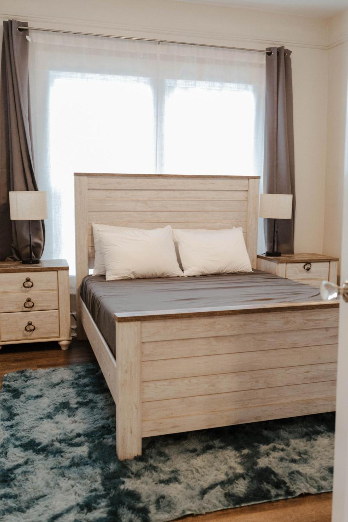 Central Tacoma Triplex Екстер'єр фото